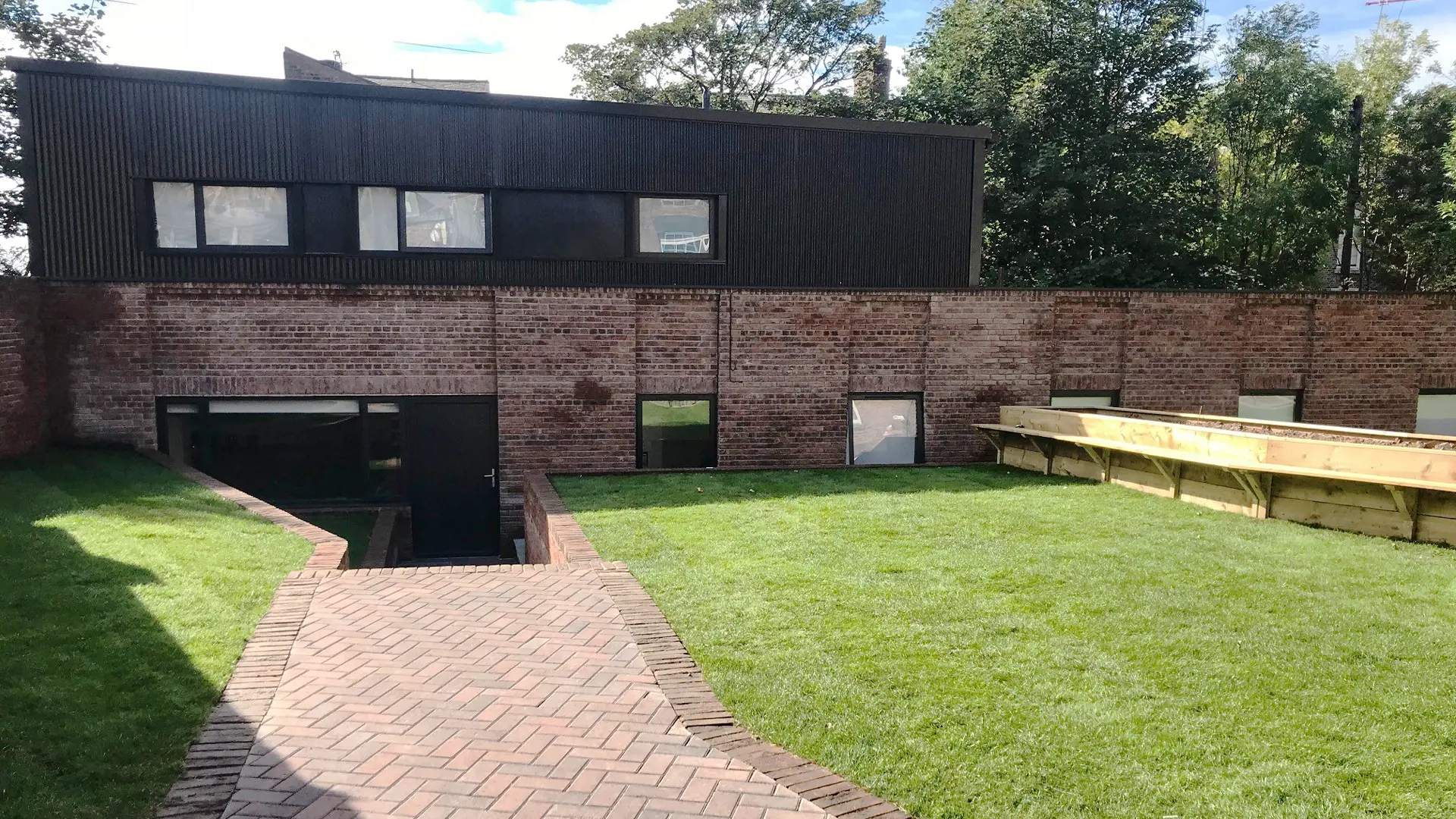 12b-North-View-External 12b-North-View-External